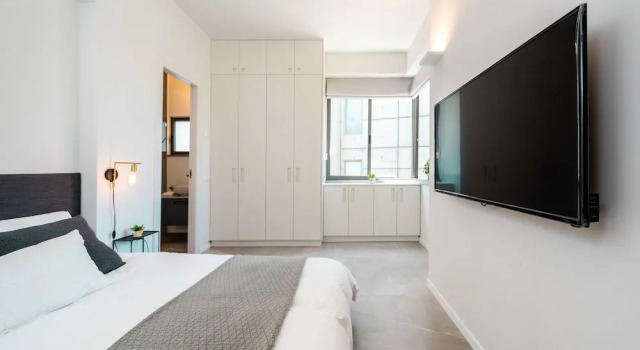 Stylish Apartment with Cozy Vibes by Sea N Rent, Забронировать Апартаменты/квартира Апартаменты Тель-Авива, рядом с Площадь Рабина, Апартаменты/квартира