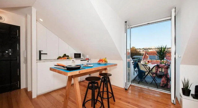 Belem Apartment with Terrace, Забронировать Апартаменты/квартира Отели Лиссабона с парковкой, рядом с Национальный музей вагонов, Парковка