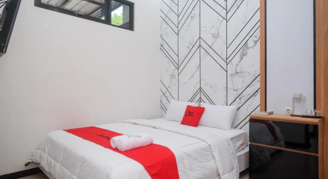RedDoorz @ Tasneem Puspowarno Semarang