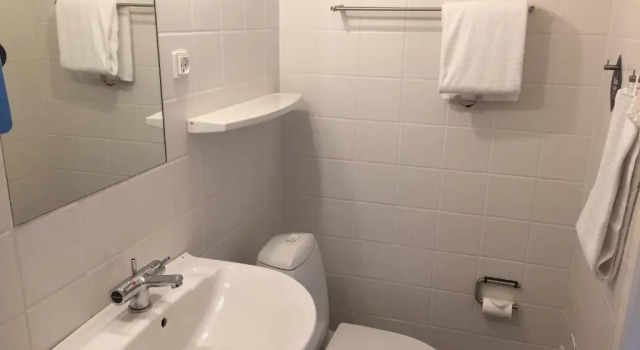 Standard- Enkelt værelse Sinatur Hotel Gl. Avernæs