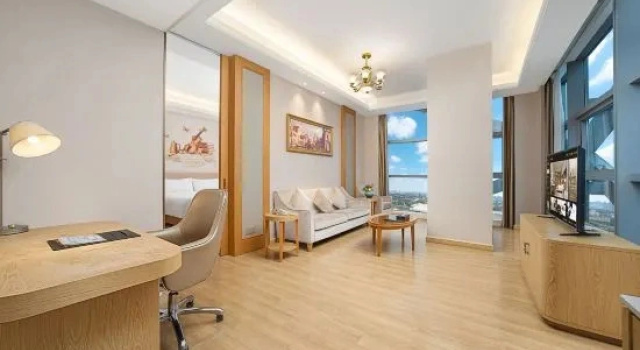 Двухместный люкс Deluxe Vienna International Hotel (Suzhou Railway Station North Square)