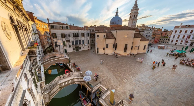 Люкс с балконом и с видом на канал La Veneziana Boutique Rooms