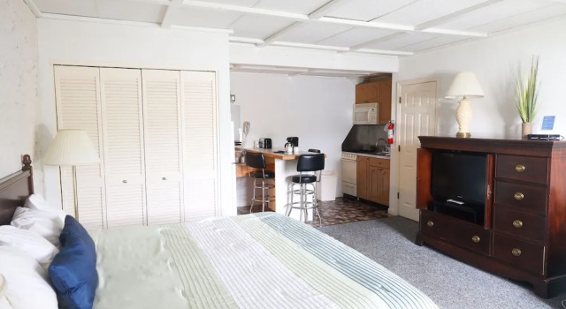 Номер Standard рядом с пляжем Green Harbor Waterfront Lodging