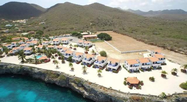 Апартаменты Oceanfront Townhome in Marazul Dive Resort