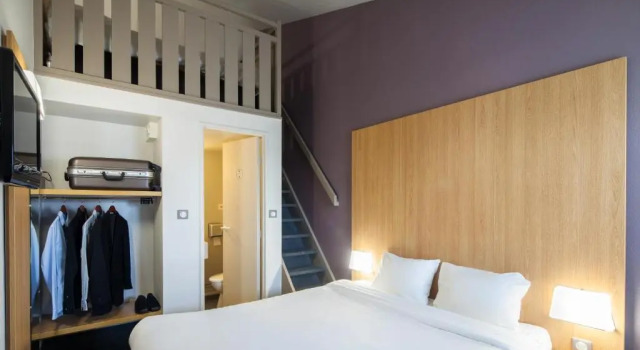 Четырёхместный номер мезонин B&B HOTEL Troyes Barberey