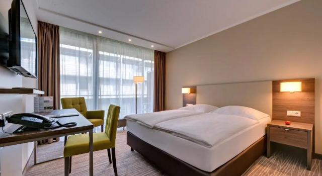 Двухместный номер Comfort GenoHotel Baunatal