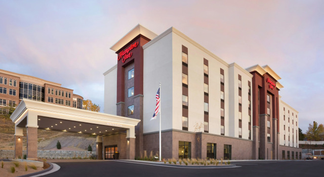 Hampton Inn Salt Lake City Cottonwood, Забронировать Отель Холладей Salt Lake County, рядом с Carmel of the Immaculate Heart of Mary Monastery