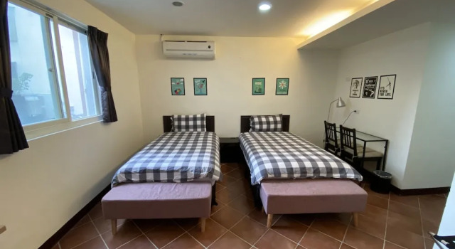 Business Doppel Zimmer mit Balkon Tamsui i66 B&B