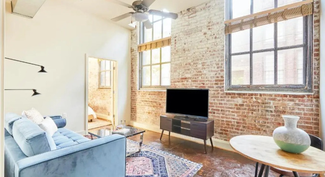 Апартаменты с 2 комнатами Constance Lofts