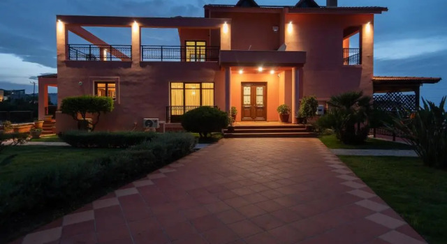 Villa Greco, Rezerwuj Willa Hotele w Retimno z parkingiem, Parking