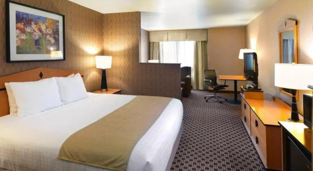 Люкс Crystal Inn Hotel & Suites - West Valley City