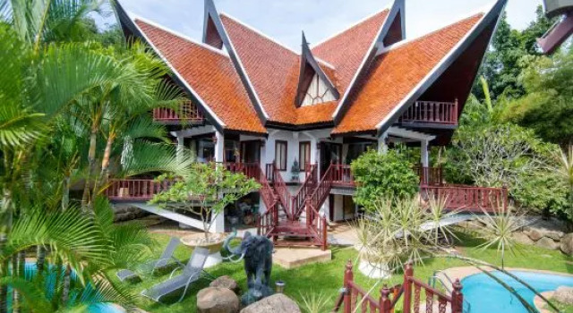 Coco palace resort 8bedrooms Thai style villas, Забронировать Курортный отель Раваи 