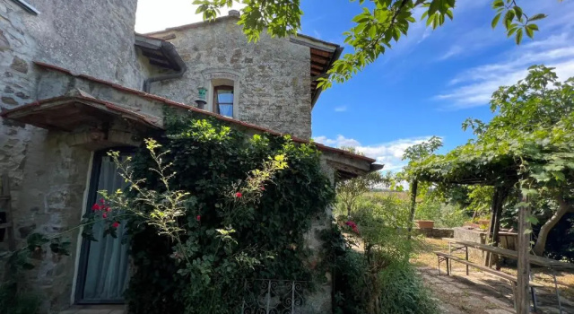 Коттедж Country Holiday House pet friendly near Florence and Mugello Tuscany with garden and panorama
