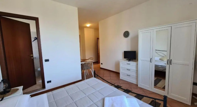 Студия с видом на озеро Appartamenti Casa La Rosa