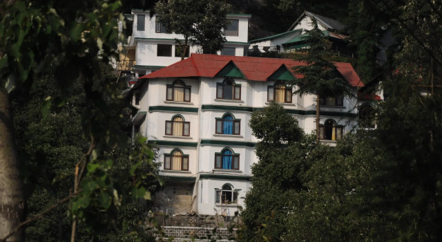 Vilãsa Lall Ji Resort, Забронировать Курортный отель Отели штата Химачал-Прадеш 3 звезды, 3*