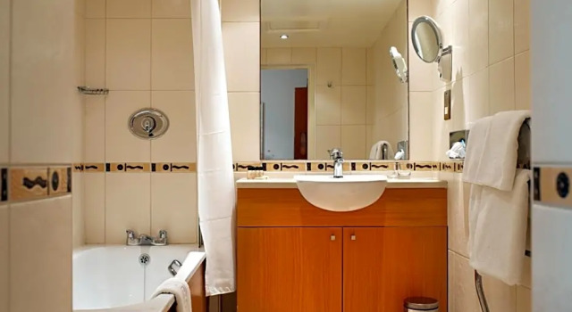Номер Standard Royal Hotel
