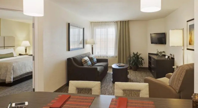 Двухместный люкс Candlewood Suites - Baton Rouge - College Drive by IHG