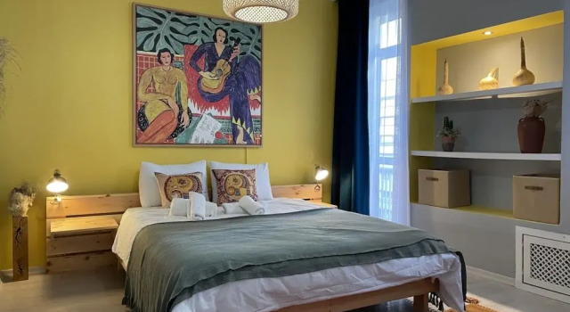 Bohemian Flat in Nisantasi With Central Location