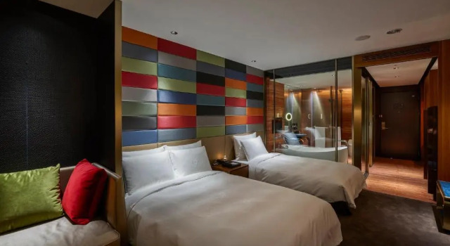 Трёхместный номер Standard с видом на город H2O HOTEL