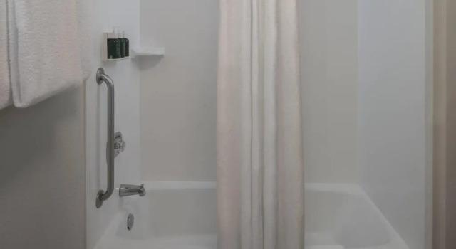Номер Standard Courtyard by Marriott Jacksonville at the Mayo Clinic Campus/Beaches