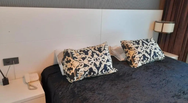 İstanbul Atasehir Lux Residence, Varaa Hotelli Hotellit Marmara-alue pysäköinnillä, Pysäköinti