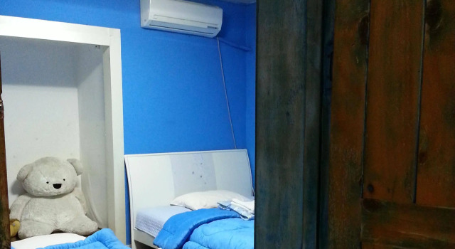Yellow Submarine Guesthouse