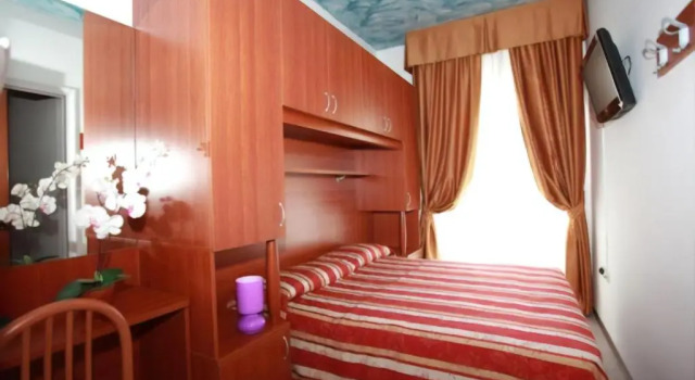 Двухместный номер Economy с балконом Hotel Storione