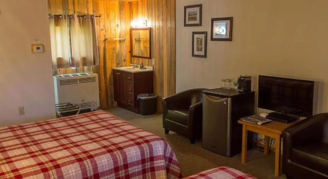 Двухместный номер Deluxe High Country Motel and Cabins