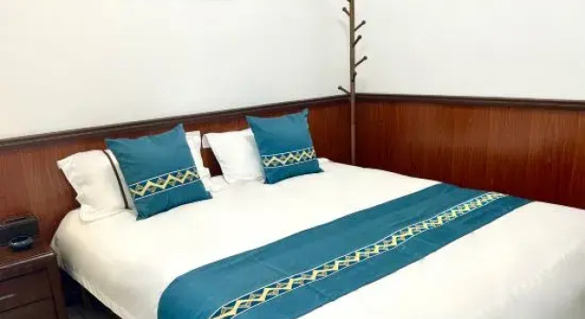 Кровать в общем номере Zhengding Lavender Theme Homestay