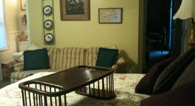 Emerald Necklace Inn Bed and Breakfast, Buchen Sie Hotel Fairview Park Ohio
