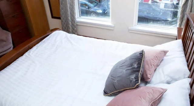 Коттедж Cheerful 2 bedroom house in the heart of Belfast
