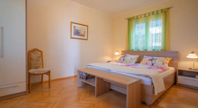 House Nikolina Poytya