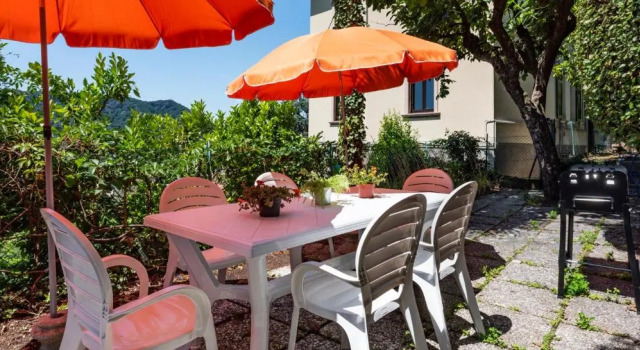 ALTIDO Great Lake Como View - 2 BR Apt with Garden, Prenota Hotel Como Como