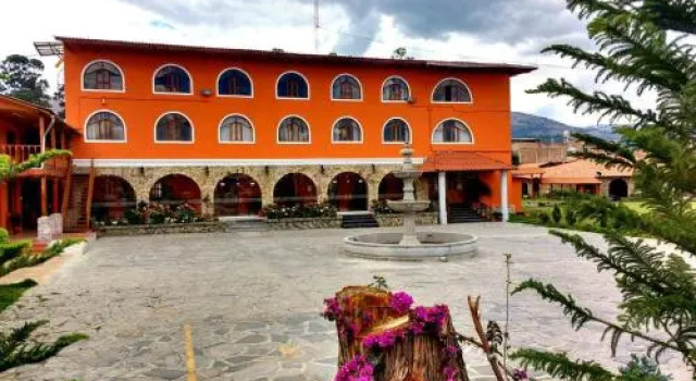 Hotel La Hacienda
