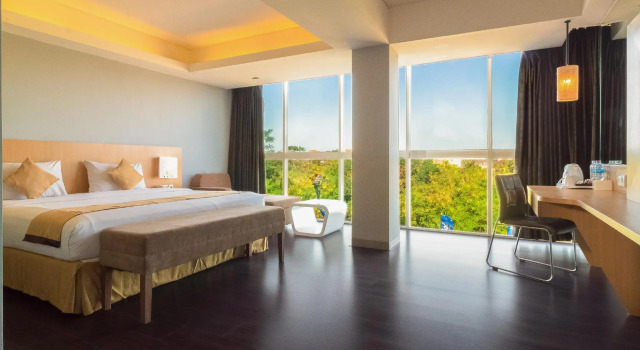 Люкс Kyriad Royal Seminyak Bali