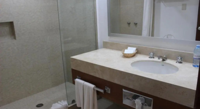 Четырёхместный номер Standard Hotel de Mendoza