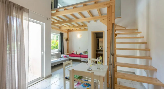 Номер Superior Дуплекс с балконом Happiness Apartments
