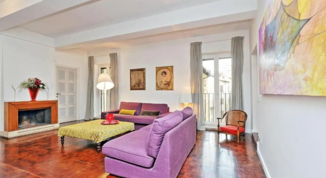 Residenza Torre Vecchiarelli - apt 4, Prenota Hotel Piazza Navona Roma