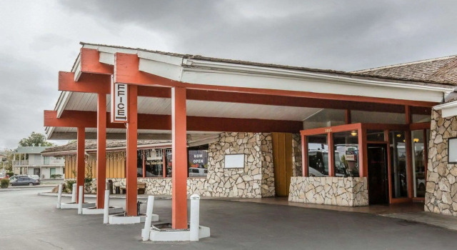 Econo Lodge Near Reno-Sparks Convention Center, Prenota Hotel Sparks Reno