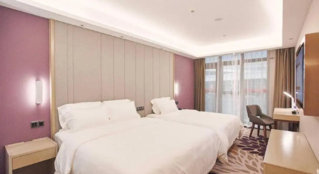 Lavande Hotels Ningbo South Railway Station North Square, Reservar Hotel Haishu District Ningbo, perto de Daqing Bridge Station
