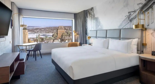 Двухместный номер Executive с видом на реку Hilton Quebec