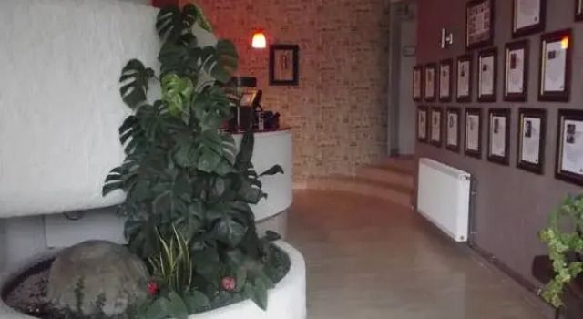 Logis Les Gravades, Rezerwuj Hotel Ussel 