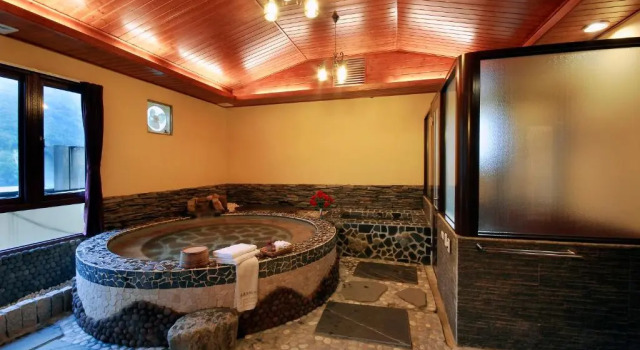 Двухместный номер Superior Ming Lu Holiday Hotel