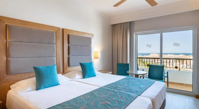 Двухместный номер Standard с видом на бассейн 3HB Guarana - All Inclusive
