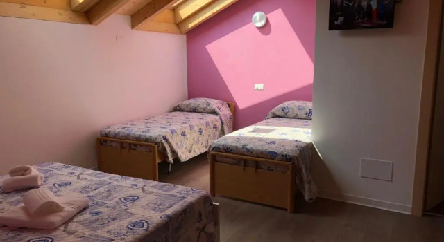 Hotel Mojito, Buchen Sie Hotel Hotels in Domaso mit Parkplatz, Parkplätze