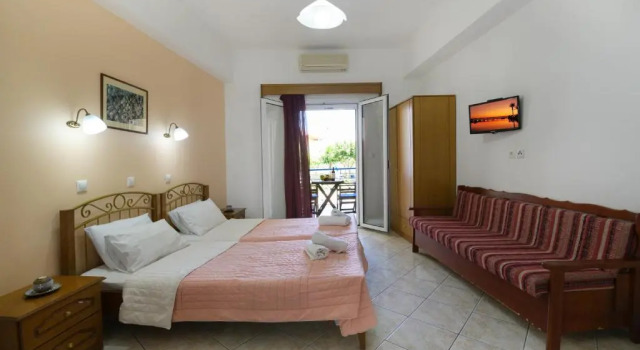 Студия Villa Avra