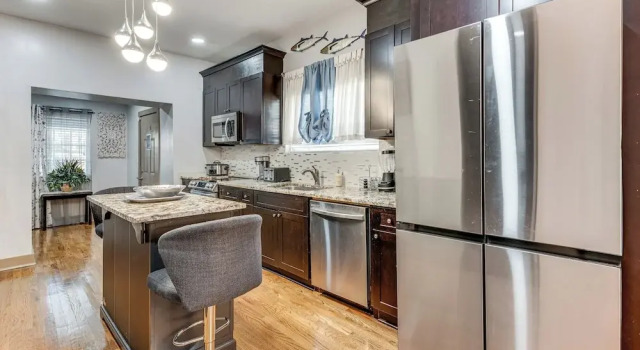 Unbeatable Hub 1 Mi to Mercedes-benz Stadium, Dtwn, Boek Vakantiehuis Hotels in Georgia met parkeren, Parkeren