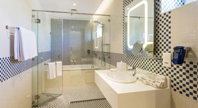 Апартаменты c 1 комнатой с видом на море Park Inn by Radisson Hotel and Residence Duqm