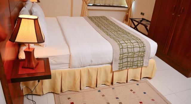 Двухместный номер Deluxe c 1 комнатой с балконом и с видом на город Unique Towers Luxury Boutique Suites