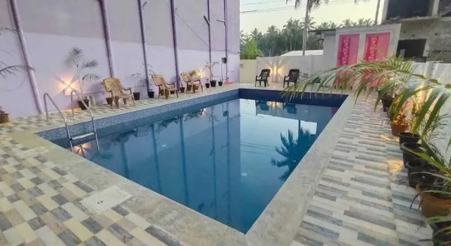 AP Heaven Villa, Book Villa Hoteller i Manjakuppam med pool, Swimmingpool